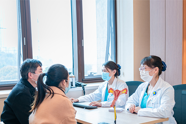 重庆医院做试管女性的年龄是成功率的关键因素？